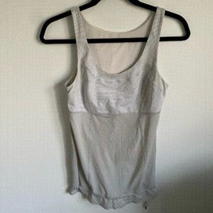 Lululemon Women Run Ta Ta Topper Tank Frilly Adjustable Hem in White  sz